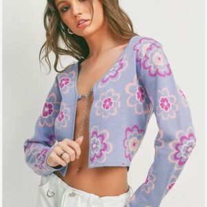 The Ragged Priest Women's Floral Sweater - Purple/pink floral size small NWT